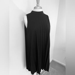 Context Lord and Taylor Macy’s Black pleated high neck Mini Dress 60’s Large